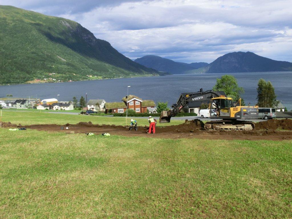 utgravningsfeltet-tatt-mot-NV