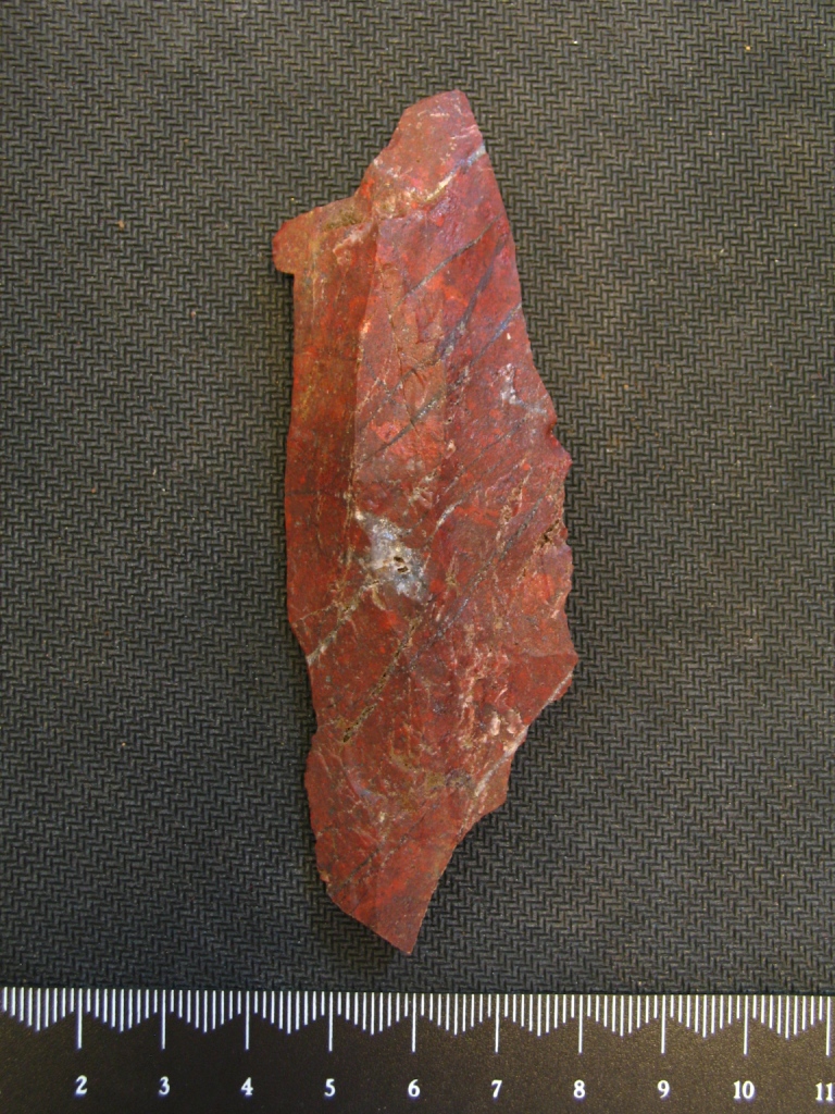 fig-1_makroflekke-av-jaspis-fra-Bømlo